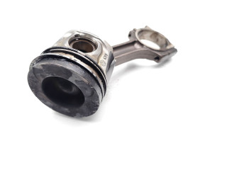 Píst M9R Nissan X-Trail T31 M9R