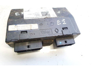 Přístrojová deska  Renault Safrane 1993 7700830909b, 7700830909-b  