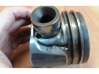  Поршень M9R 10653, 1295  Renault Trafic II (X83)  