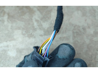 Зеркало электрическое        Skoda Fabia Mk3 (NJ)  2015 - 2021 года   