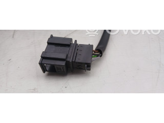 Зеркало электрическое Skoda Fabia Mk2 (5J) 2007 - 2014 года