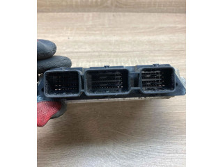 Блок управления двигателем Блок управления 5M6112A650BA, 0281012530 Mazda 3 I