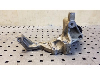 Кронштейн генератора