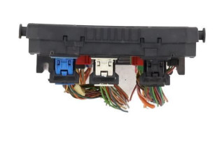 Pojistková skříňka Řídící jednotka BSM 9807028580 Peugeot 3008 I 2010