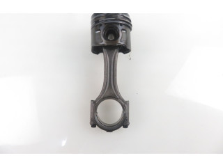 Поршень с шатуном 4HN Mitsubishi Outlander