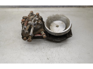 Vstřikovací lišta 0438120185, 035133353AB Audi 100 200 5000 C3