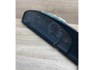 Přístrojová deska Audi A6 S6 C4 4A 1994 88311219, 88356341