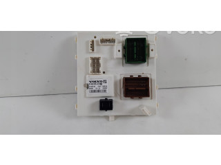 Блок предохранителей 31453185 Volvo XC40