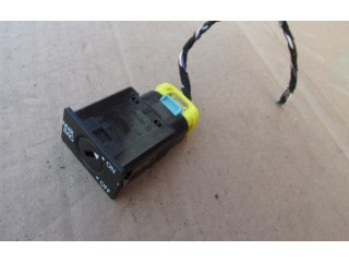 Подушка безопасности пассажира    Audi A6 S6 C6 4F