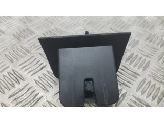 замок багажника 8U0827520 Audi Q3 8U 2011-2016 года