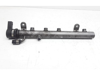 Магистральная трубка топлива A6420700695, A6420700695002   Mercedes-Benz  ML W164  2005 - 2011 года