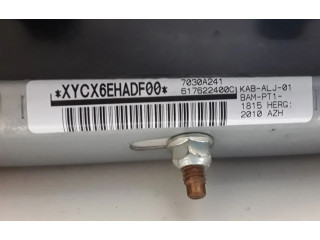 Подушка безопасности для колен 7030A241 Mitsubishi ASX