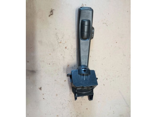 Ручка стеклоочистителей 8691545   Volvo V70