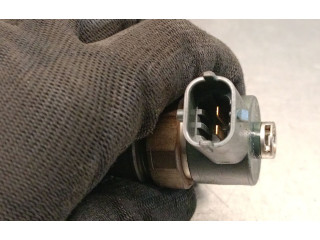 Форсунка 338002A400, 0445110256BOSCH    Hyundai Getz  D4FA 