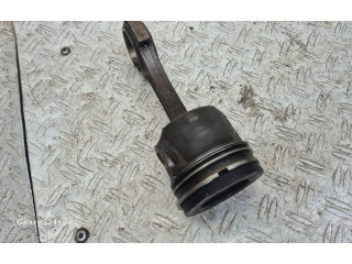 Поршень с шатуном 19N4, 897 Mitsubishi Outlander