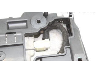 Дисплей       Peugeot 2008 I