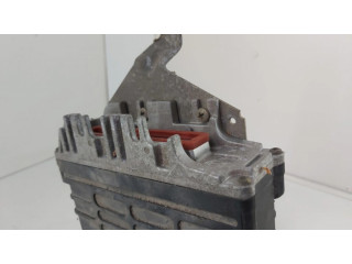 Блок управления двигателя 0261203188189, 8A0907311L   Volkswagen PASSAT B4