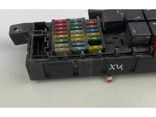 Блок предохранителей 8678449, 518828017   Volvo XC90    