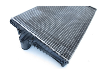 Интеркулер 30748809, 30730524 Volvo S60