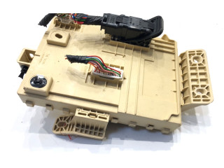 Блок предохранителей 91950-J7141 KIA Ceed