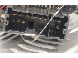 Ручка стеклоочистителей 681727472R, E10670223 Dacia Sandero