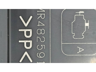   Pojistková skříňka MR482591   Mitsubishi Pajero 2007