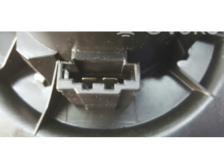 Вентилятор печки 6R1819015, Y1551 Skoda Fabia Mk3 (NJ)