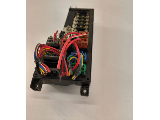 Блок предохранителей 9452993, 518322110 Volvo V70