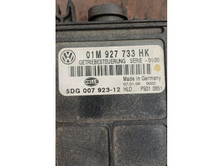 Блок управления коробкой передач 01M927733HK, 5DG00792312   Volkswagen New Beetle