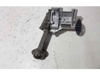 Масляный насос   8200307174  Renault Clio IV 