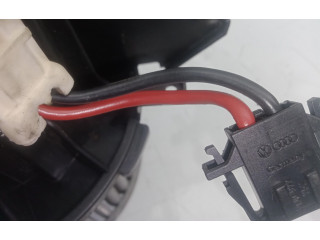 Вентилятор печки    8K1820021-K6193005, BEHR   Audi A4 Allroad