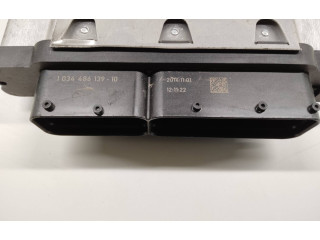 Блок управления двигателя 04E907309AE, 0261S09528   Volkswagen Jetta VI