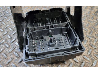 Pojistková skříňka 15093837, 15738847 Cadillac Escalade 2007