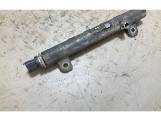 Vstřikovací lišta 55197372, 018631 Opel Zafira B