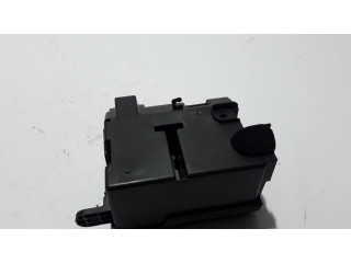 Блок предохранителей  243805284R   Dacia Spring    