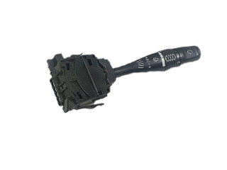 Ручка стеклоочистителей Mitsubishi Pajero