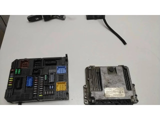 Комплект блоков управления 9806460480, 0281032456   Peugeot Expert