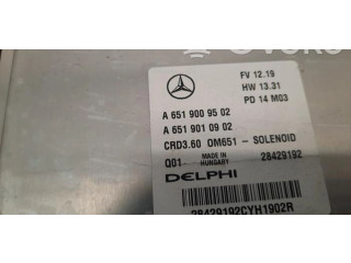 Řídící jednotka A6519009502   Mercedes-Benz GLA W156 2014