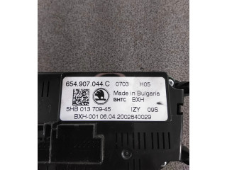 Блок управления климат-контролем 654907044C, 654907044C   Skoda Scala