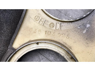 Крышка двигателя (отделка)