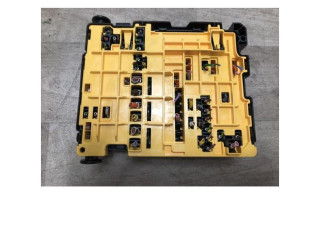 Блок предохранителей 9804681780, 9804681780 Citroen Berlingo