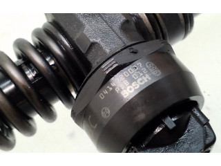 Vstřikovač 0414720037, 038130073AJ   Volkswagen Bora    ATD 