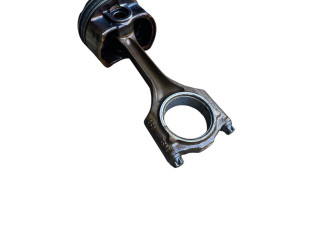 Píst BMW 5 E39 M52b25