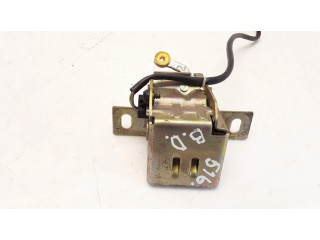 Zámek zadních dveří    Ford Maverick 2001