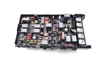 Блок предохранителей 68193002AF, 438209343E2 Jeep Cherokee