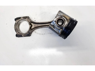 Píst Toyota Avensis T250