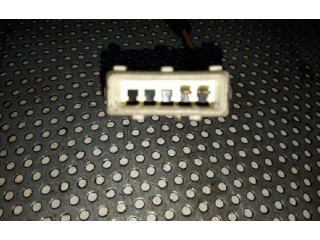 Зеркало электрическое Citroen Berlingo 1996 - 2002 года