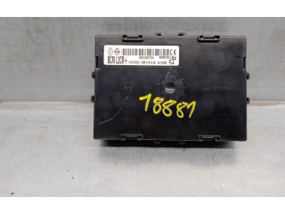 Блок управления 8200343734, 21676337 Renault Clio III