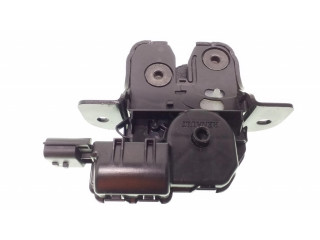 Замок задней крышки