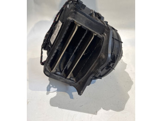 Pojistková skříňka Вентилятор печки 9248171, 11611611 BMW 5 F10 F11 2011